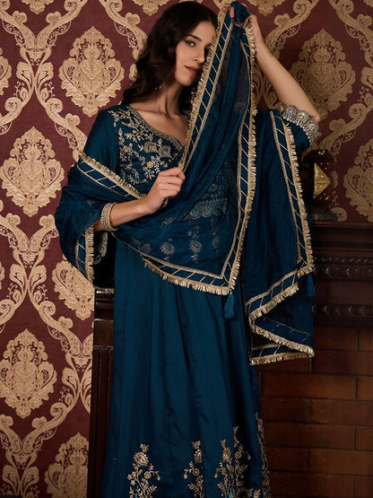 Dhiyona CH Floral Embroidered Pleated V-Neck Thread Work Kurta With Trousers & Dupatta