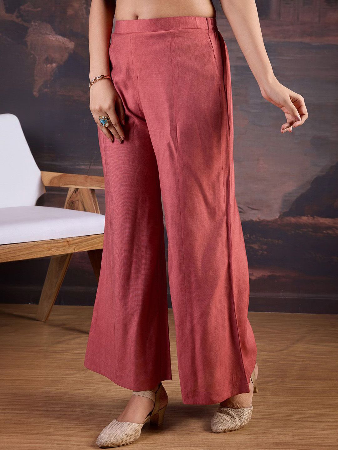 Dhiyona PD Women Sequinned Sleeveless Kurta And Palazzo With Dupatta