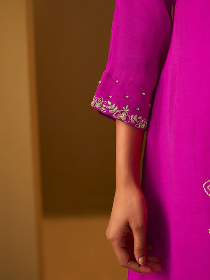 Women Floral Embroidered A-Line Kurta with Trousers