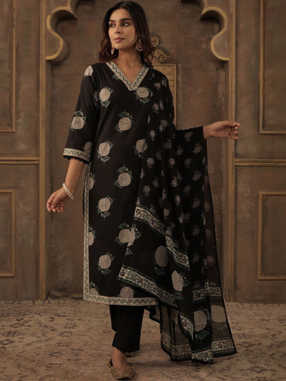 Women Floral Printed Sequinned Pure Cotton Kurta with Trousers & Dupatta