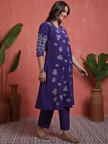 Dhiyona SN Women's Embroidered Pure Cotton Kurta With Trouser