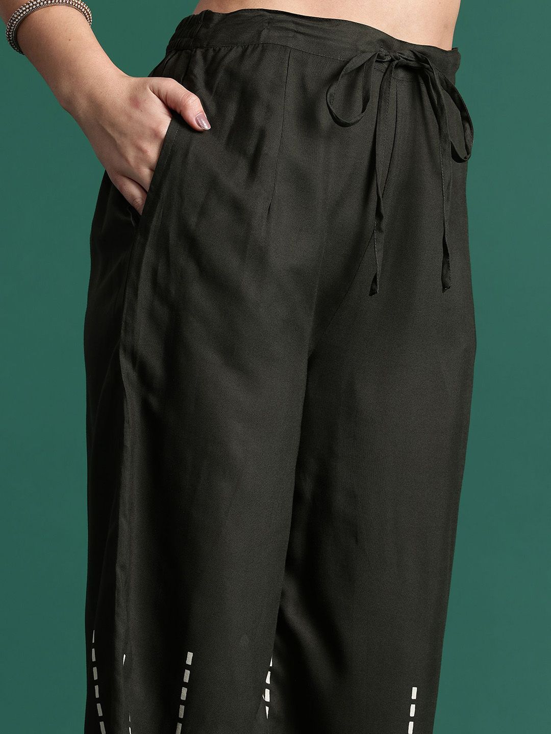 Dhiyona IE Floral Printed Three-Quarter Sleeves Tunic With Palazzos