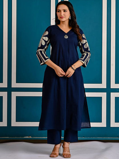 Women Embroidered Regular Thread Work Pure Cotton A-Line Kurta with Trousers