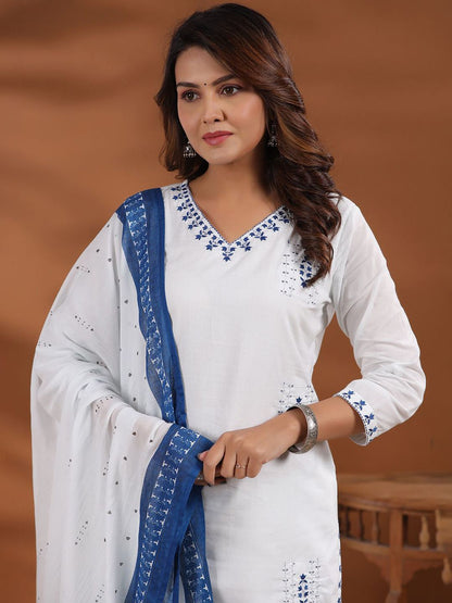 Dhiyona IE Women Ethnic Motifs Embroidered Regular Thread Work Pure Cotton Kurta with Trousers & With Dupatta