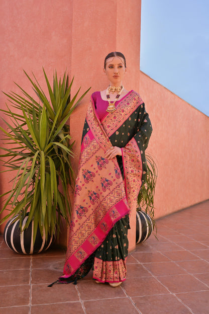 Women Paithani Nisha Bt Green Saree With Unstiched Blouse