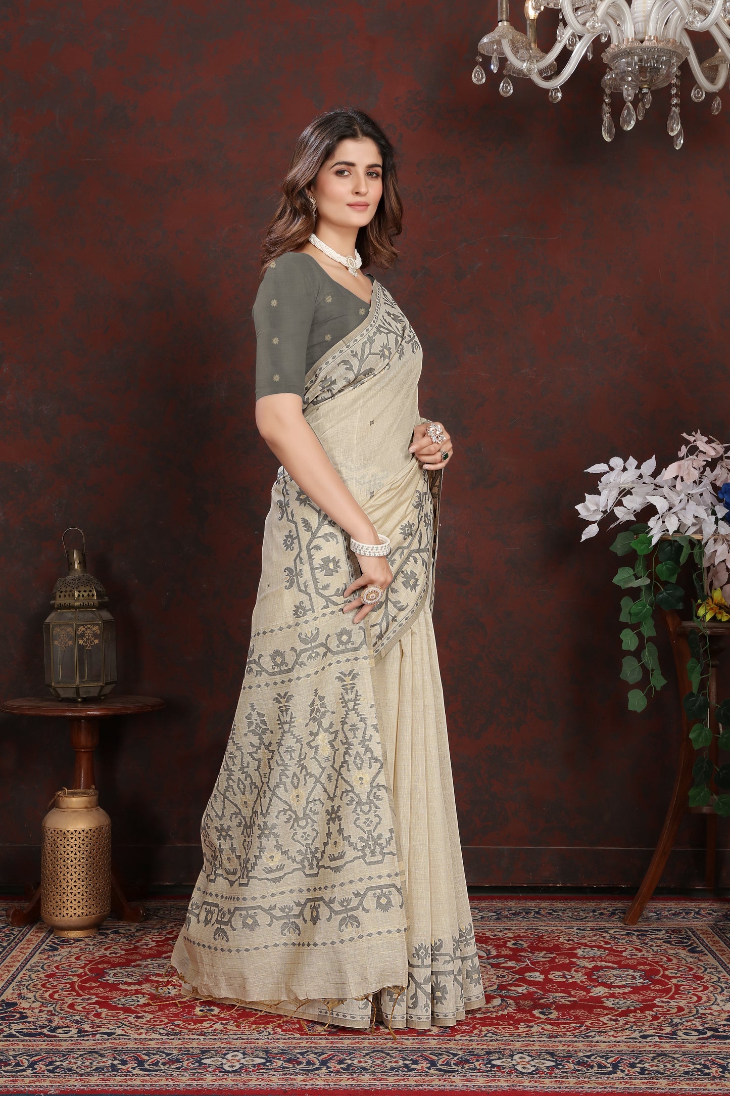 Dhiyona GR Women's Panghat Davy's Grey Pure Mul Cotton Jamdani Saree