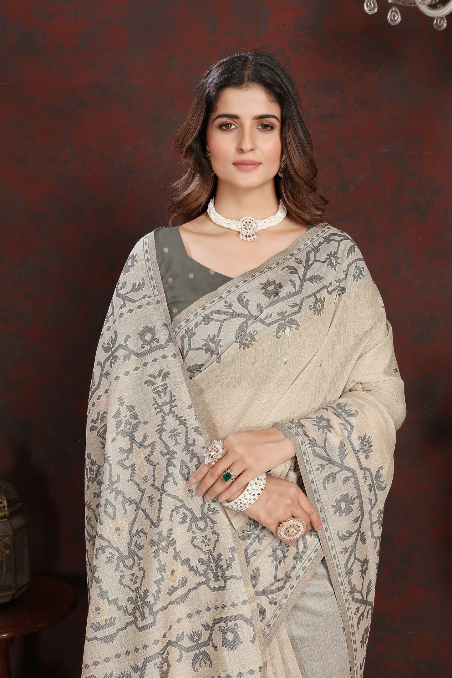 Dhiyona GR Women's Panghat Davy's Grey Pure Mul Cotton Jamdani Saree