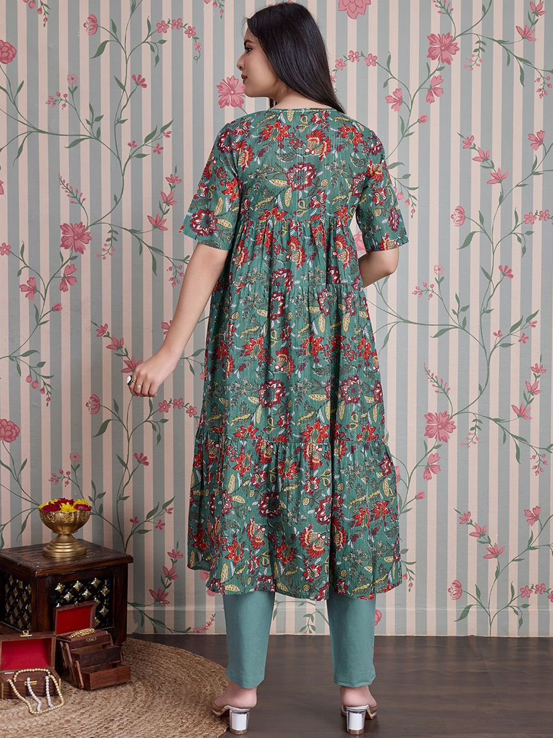 Dhiyona OD  Floral Printed Pure Cotton Anarkali Kurta with Trousers