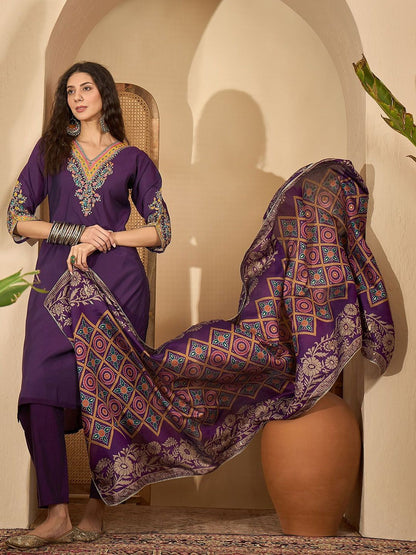 Dhiyona SN Women's Embroidered Straight Kurta & Trousers With Dupatta