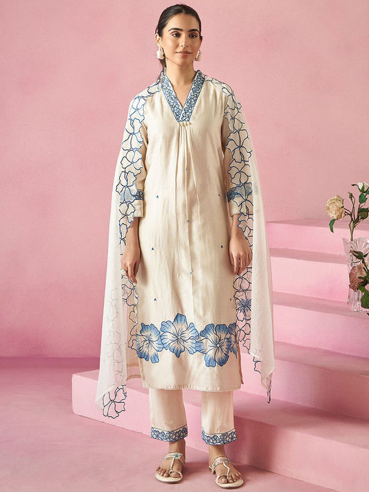 Floral Embroidered Thread Work Straight Kurta With Trousers & Dupatta