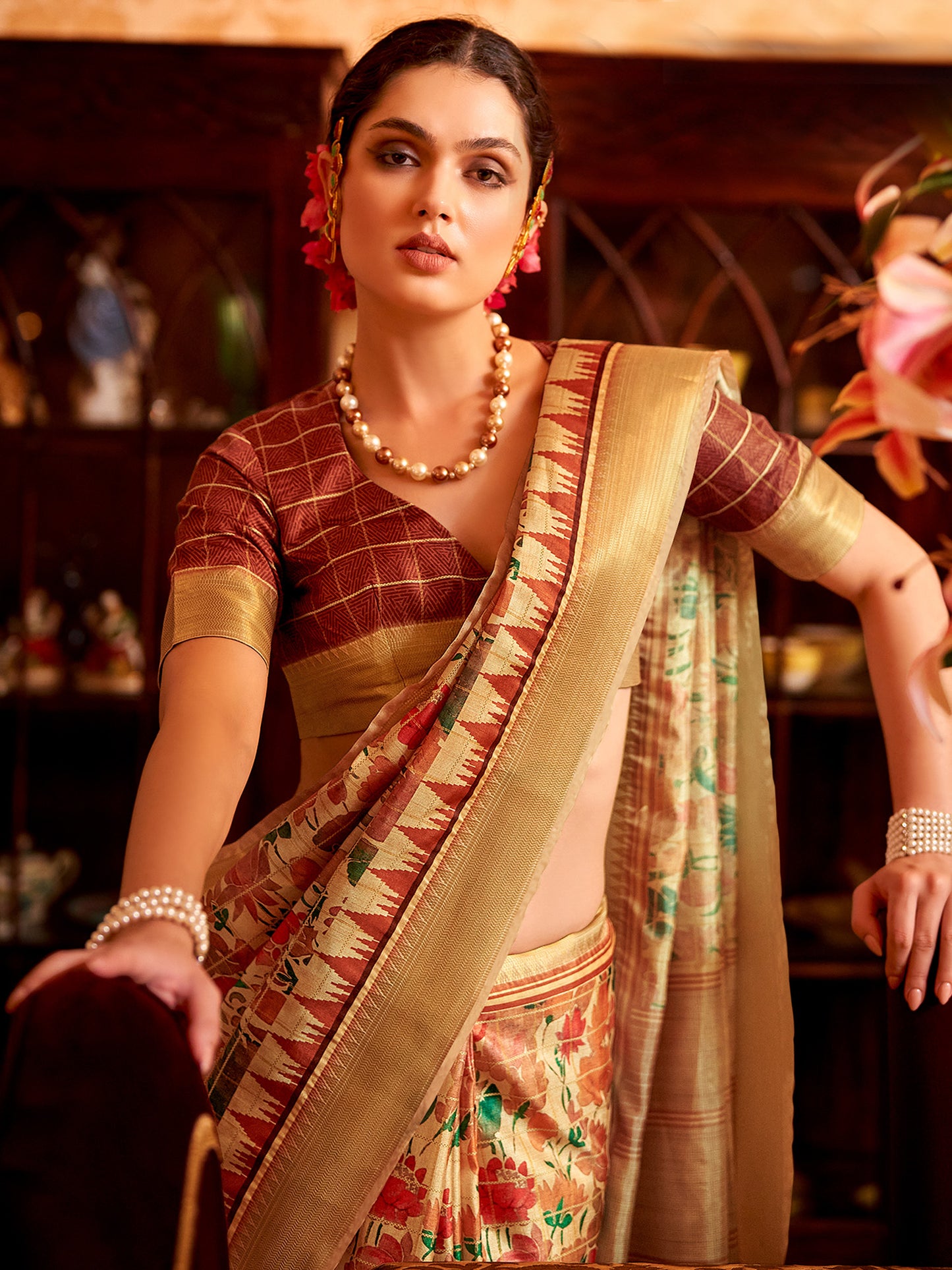 Women's Manipuri Silk Beige Printed Designer Saree With Blouse Piece