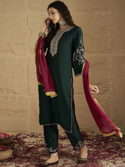 Dhiyona VA Women'sFloral Yoke Design Straight Kurta With Trousers & Dupatta