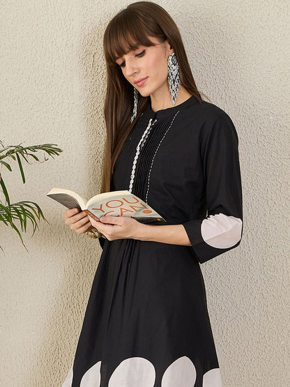 Women Geometric Printed Cotton A-Line Kurta with Trousers