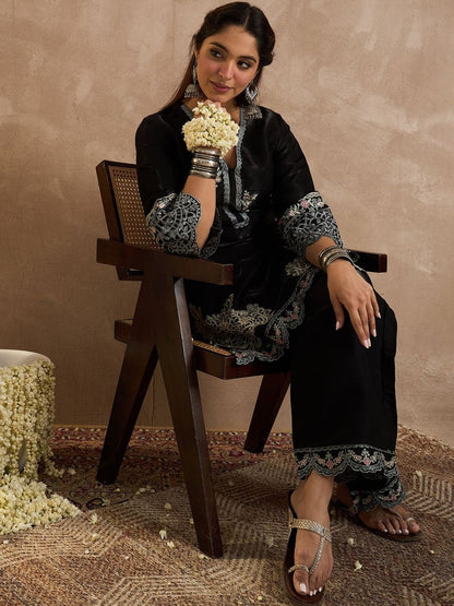 Floral Embroidered V-Neck Thread Work Straight Kurta & Palazzos