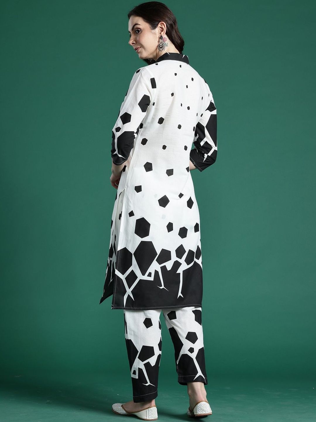 Women Printed Regular Pure Cotton Kurta with Trousers