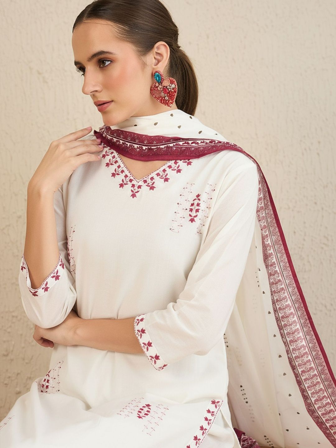 Embroidered V-Neck Thread Work Pure Cotton Straight Kurta With Trousers & Dupatta