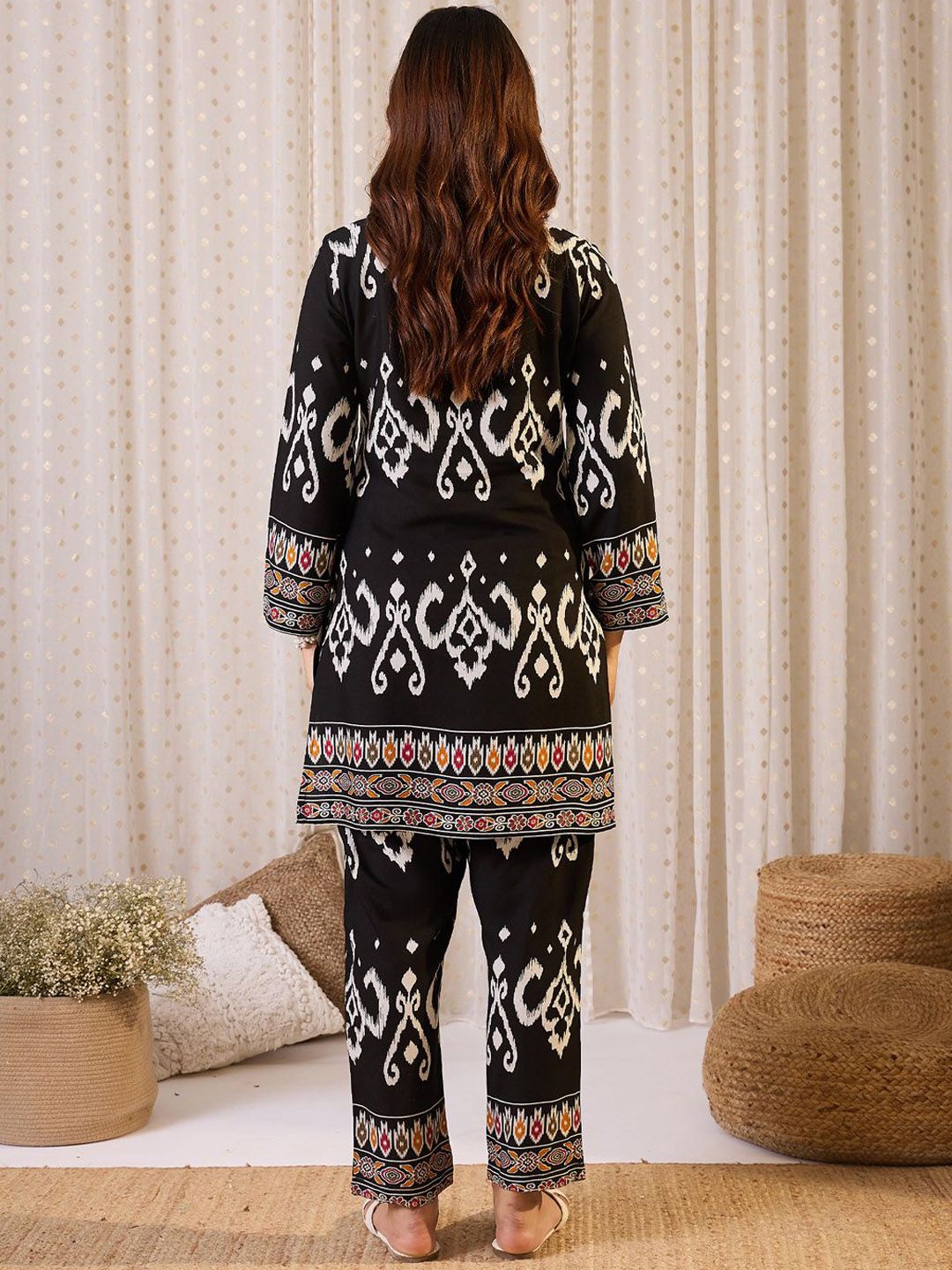 Dhiyona IE Printed Mandarin Collar Tunic With Trousers