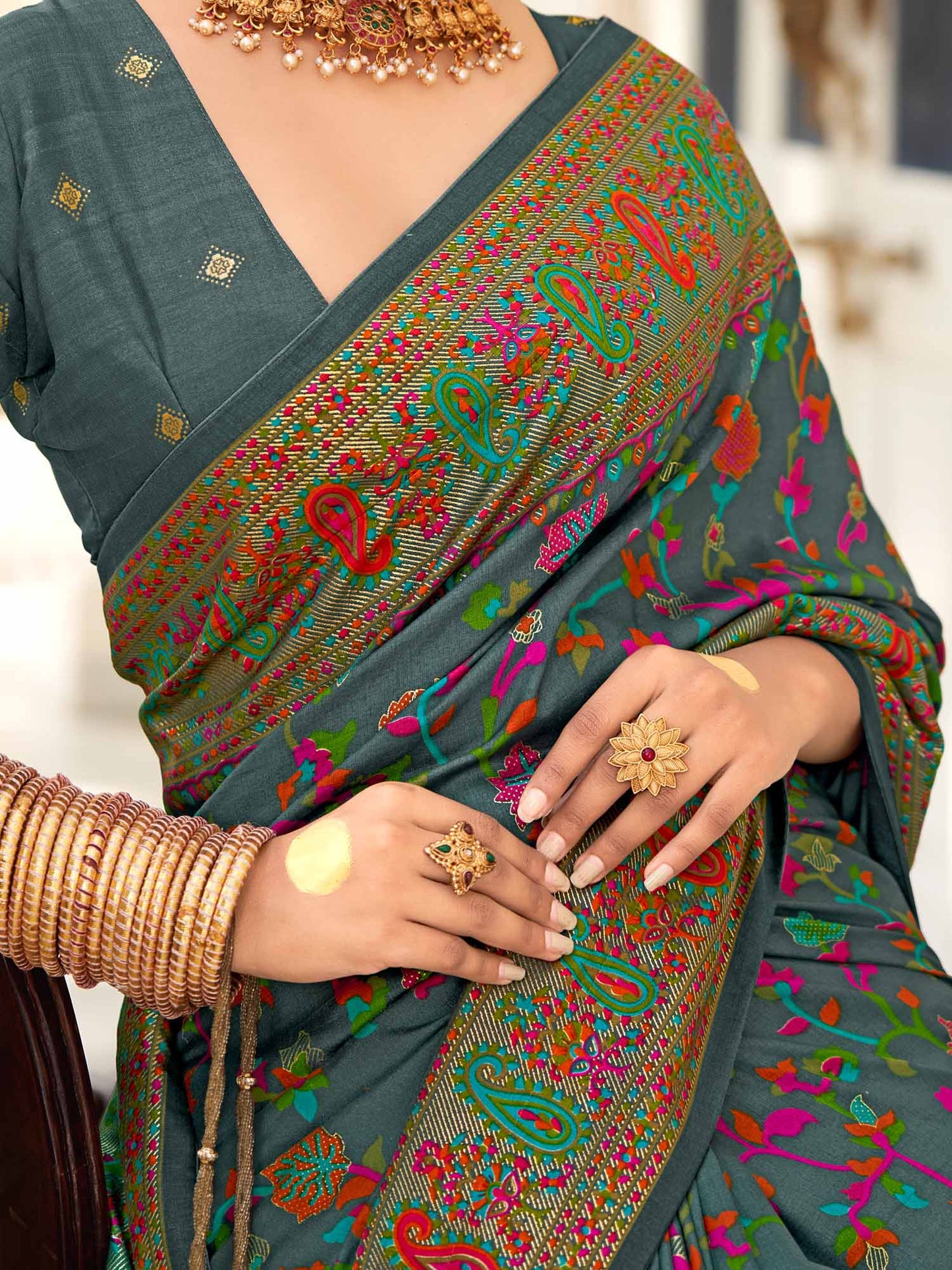 Women's Dola Silk Grey Printed Designer Saree With Blouse Piece