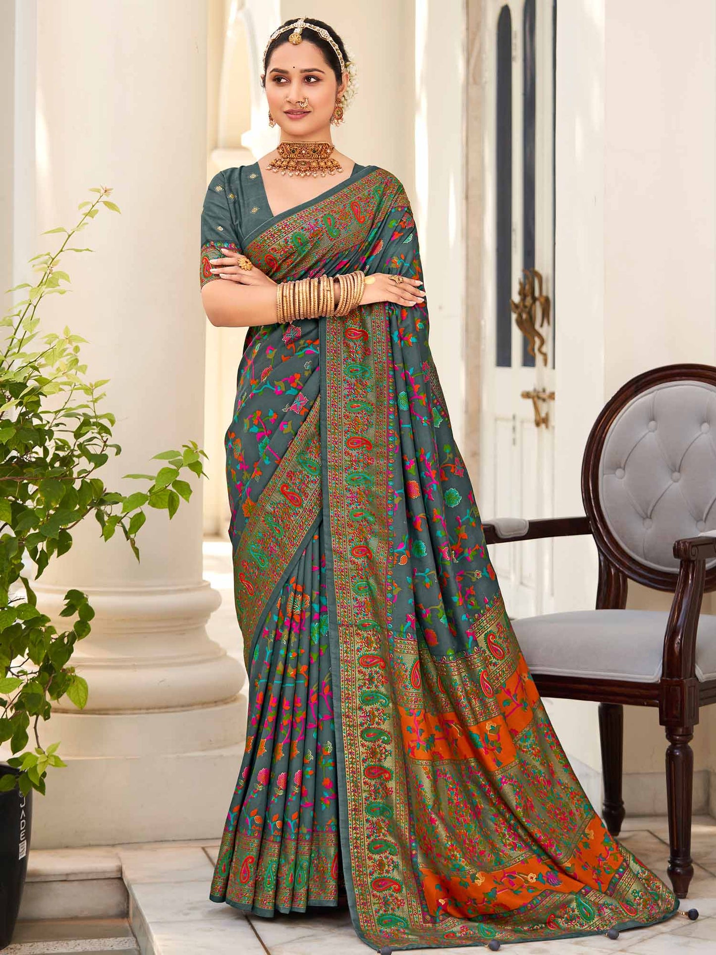 Women's Dola Silk Grey Printed Designer Saree With Blouse Piece