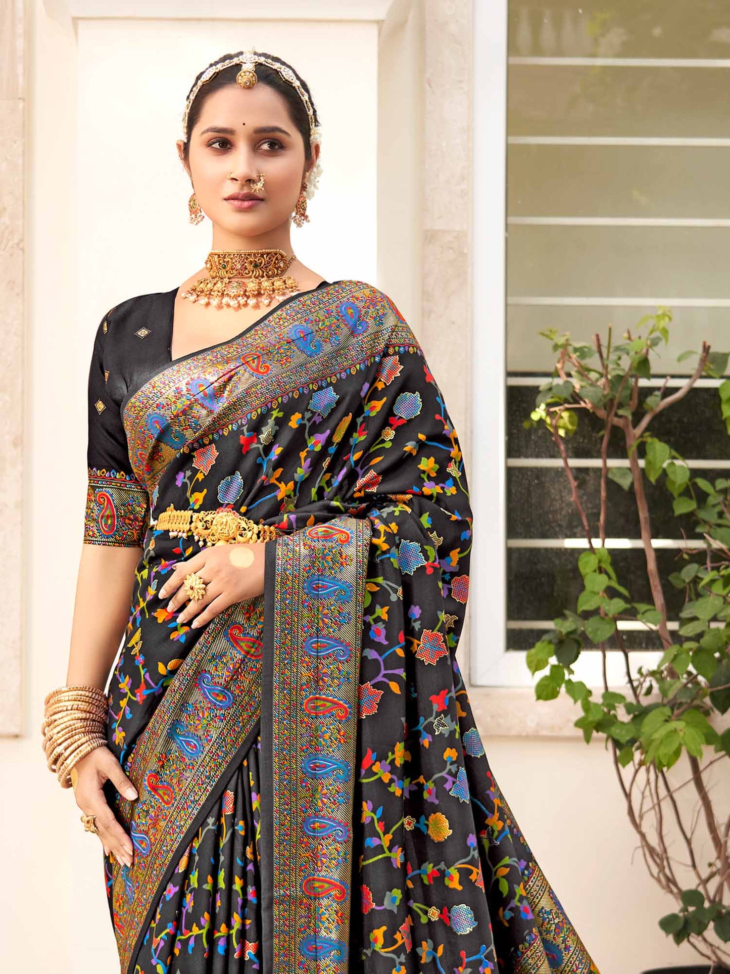 Women's Dola Silk Black Printed Designer Saree With Blouse Piece