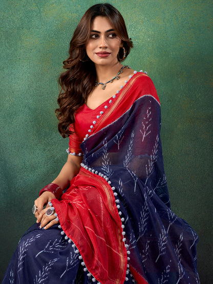 Women's cotton Red Embellished Designer Saree With Blouse Piece