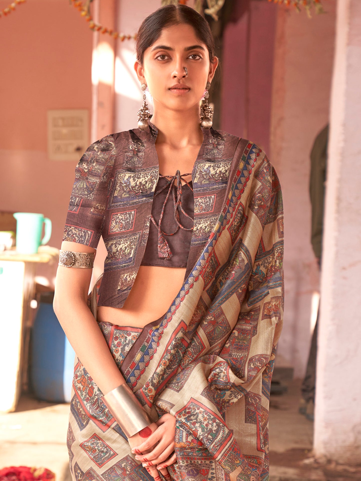 Women's Silk Blend Beige Printed Designer Saree With Blouse Piece