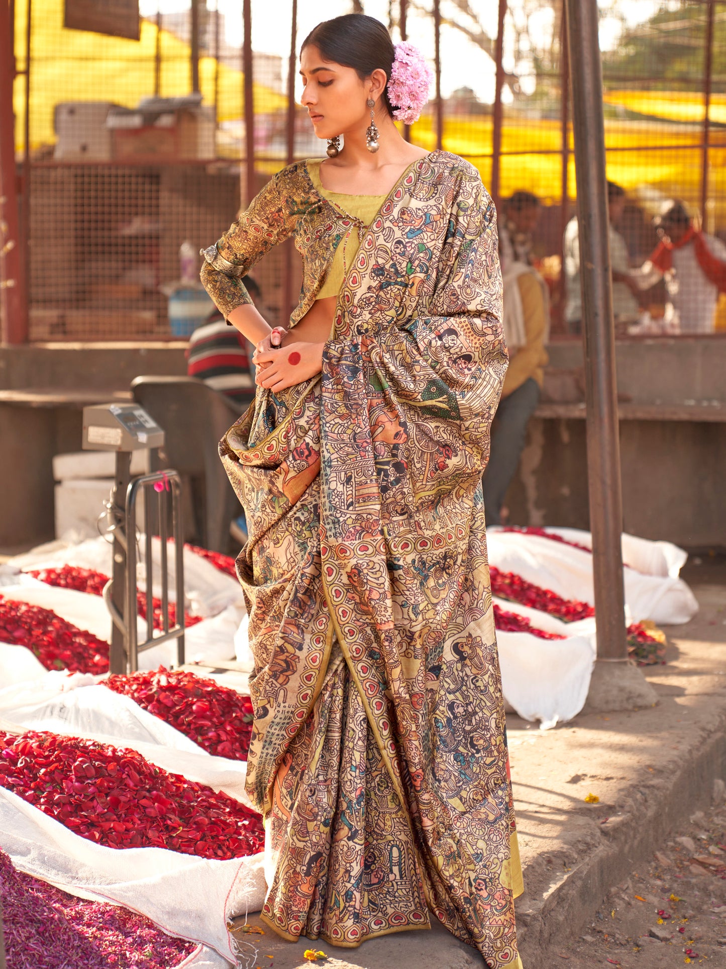 Women's Silk Blend Beige Printed Designer Saree With Blouse Piece