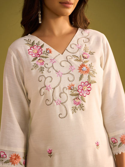 Dhiyona IE Women Floral Embroidered Regular Thread Work Kurta with Trousers & With Dupatta