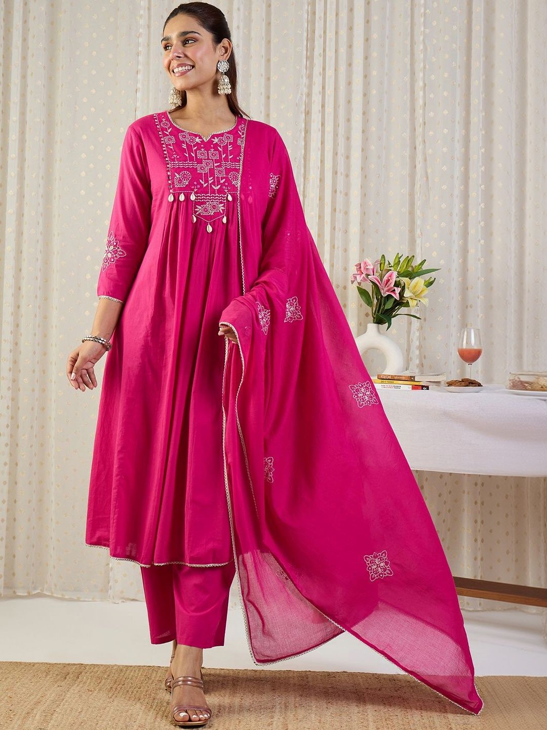 Ethnic Motifs Embroidered Thread Work Pure Cotton Kurta With Trousers & Dupatta