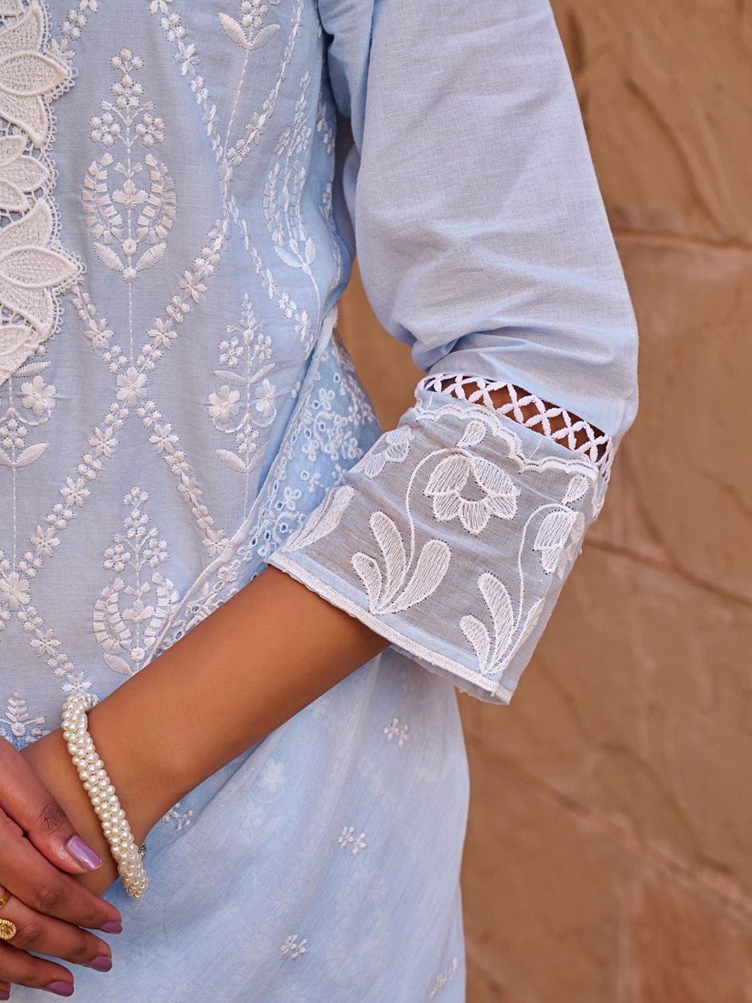 Women Ethnic Motifs Embroidered Regular Thread Work Pure Cotton Kurta with Trousers & With Dupatta