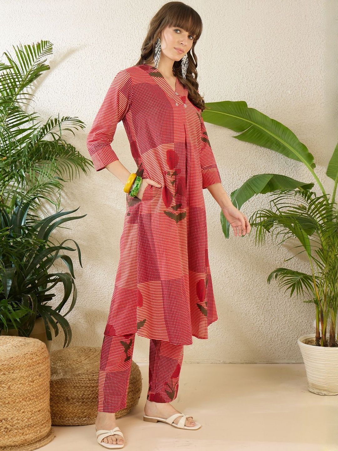 Women Printed Regular Pure Cotton Kurta with Trousers