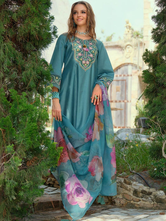 Women Floral Embroidered Regular Thread Work Liva Kurta with Trousers & With Dupatta