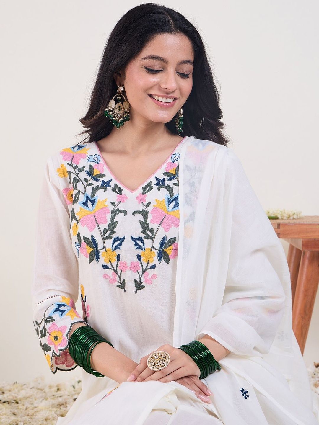 Floral Embroidered V-Neck Thread Work Pure Cotton Kurta & Trousers With Dupatta