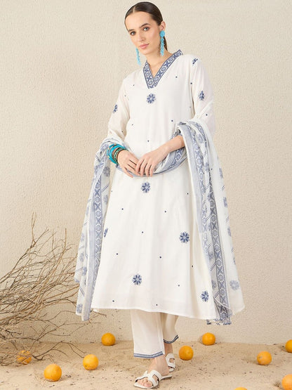 Floral Embroidered V Neck A-Line Pure Cotton Kurta & Trousers With Dupatta