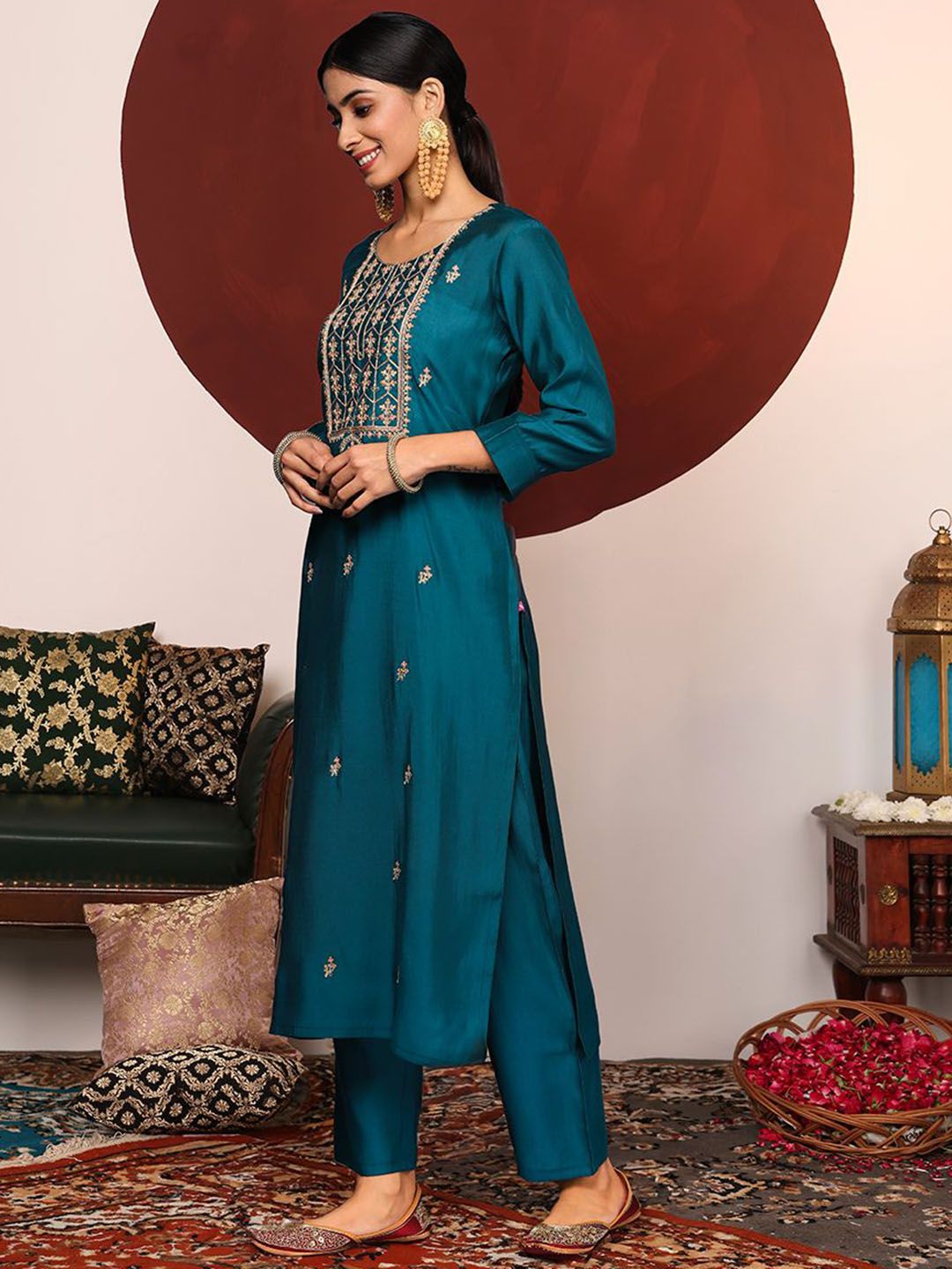Dhiyona VA Women's Ethnic Motifs Embroidered Regular Thread Work Kurta with Trousers & With Dupatta