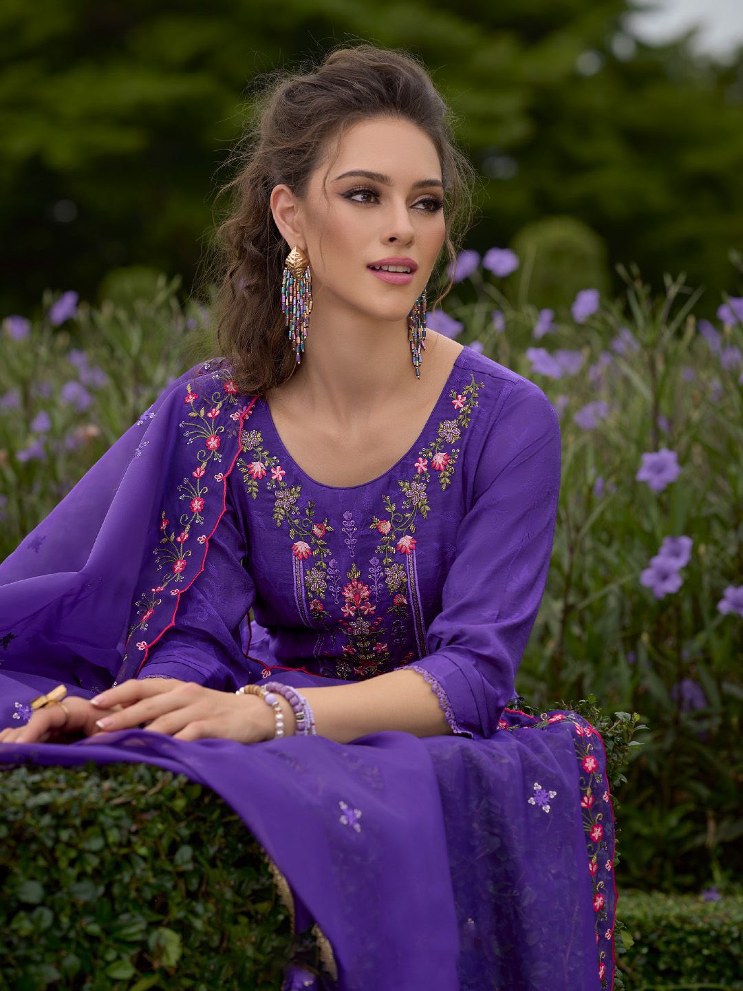 Dhiyona VA Women'sFloral Embroidered Round Neck Straight Kurta With Dhoti & Dupatta