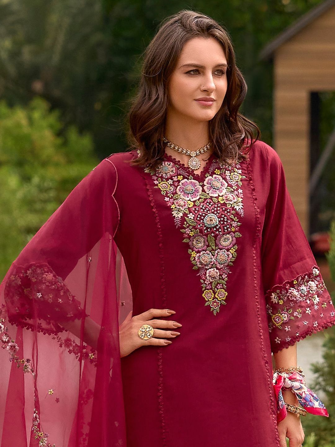 Women Floral Embroidered Kurta with Trousers & Dupatta