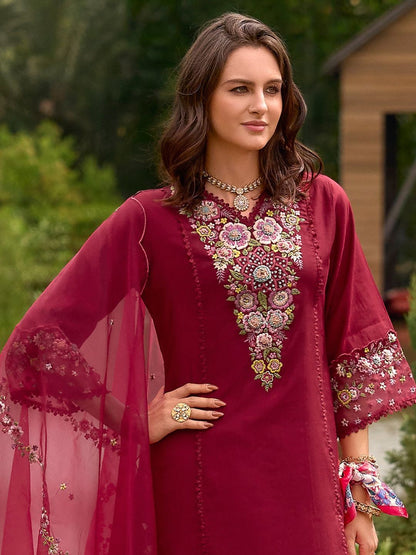 Women Floral Embroidered Kurta with Trousers & Dupatta