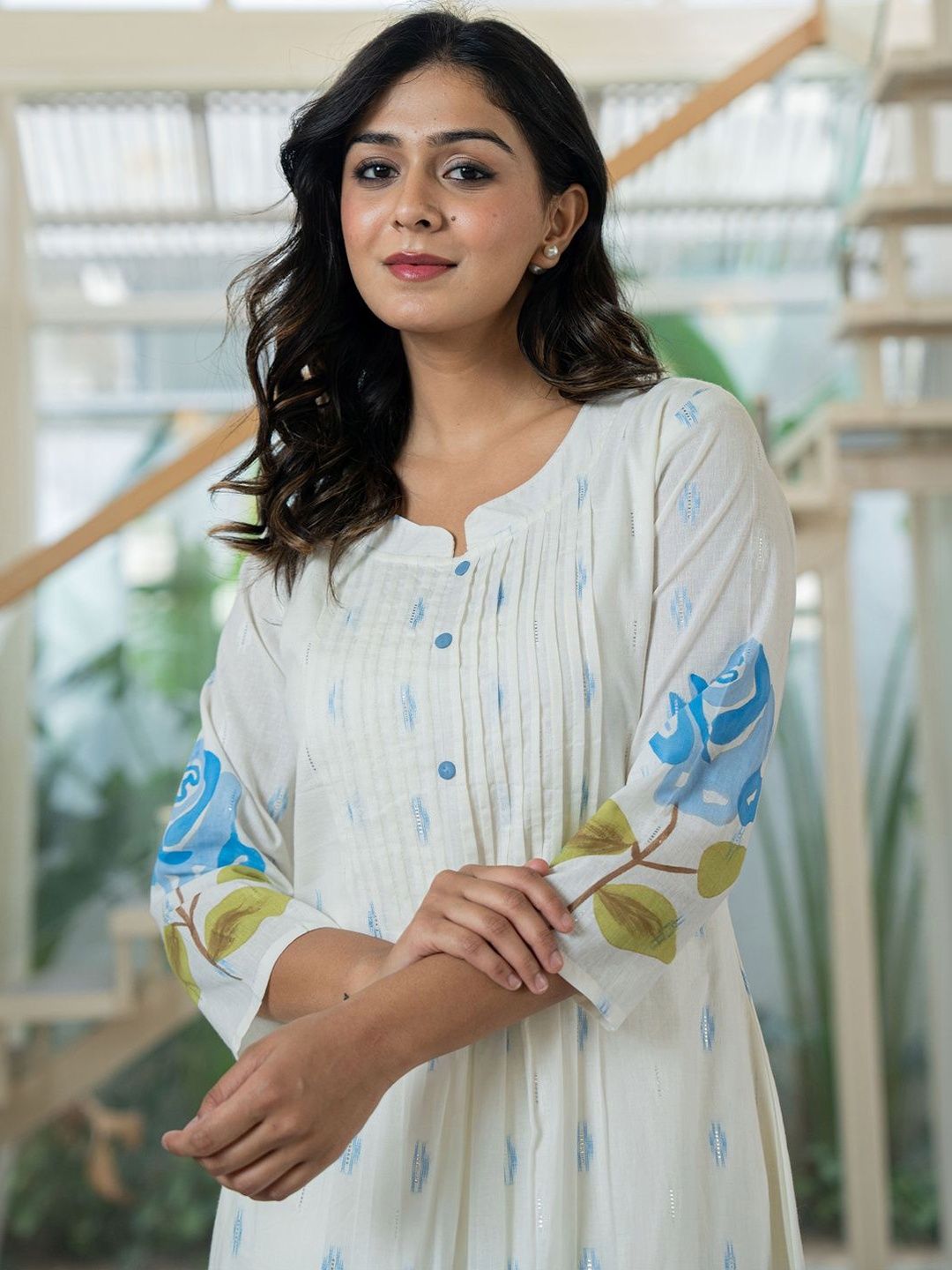 Women Floral Printed Panelled Pure Cotton Kurta with Trousers