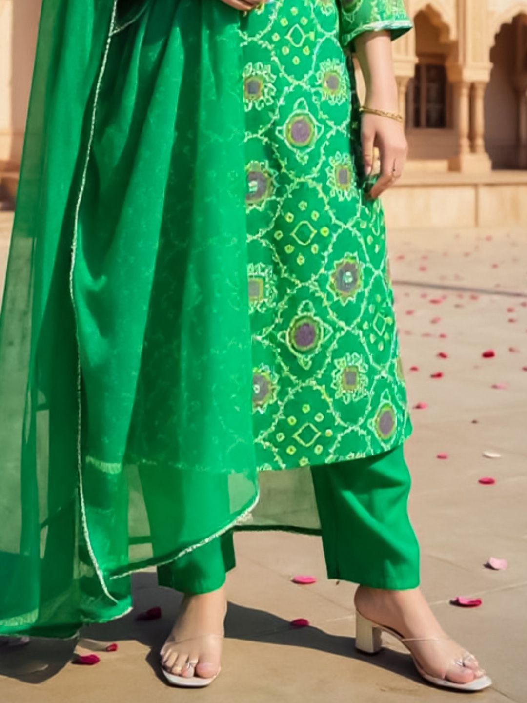Ethnic Motifs Embroidered Sequinned Straight Kurta With Trousers & Dupatta
