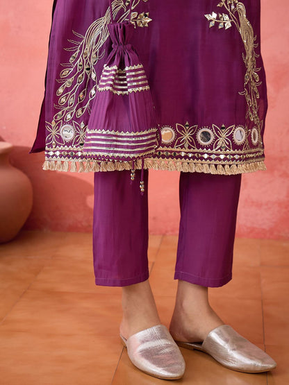 Dhiyona SN Women's Embroidered Straight Kurta & Trousers With Bag