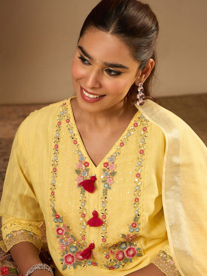 Dhiyona IE Floral Embroidered Thread Work Pure Cotton Straight Kurta With Trousers & Dupatta