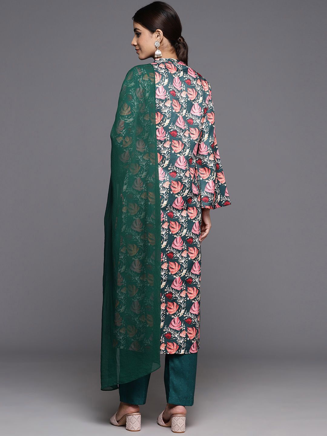 Dhiyona VA Women'sFloral Printed Mandarin Collar Kurta With Trousers & Dupatta