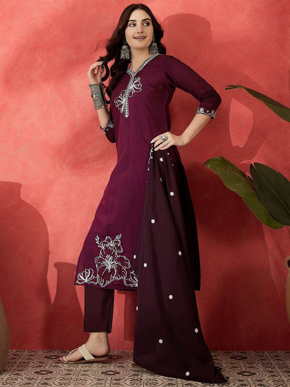 Dhiyona SN Women's Embroidered V-Neck Kurta With Trousers & Scalped Dupatta