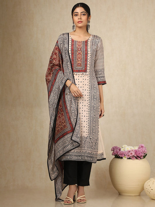 Dhiyona SO Women's Women Floral Printed Regular Sequinned Kurta with Trousers & With Dupatta