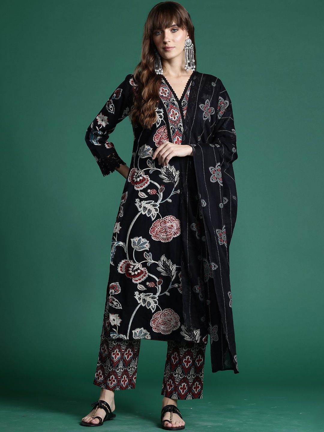 Dhiyona IE Women Floral Printed Regular Pure Cotton Kurta with Trousers & With Dupatta
