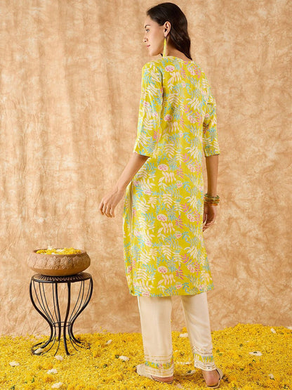 Floral Printed Straight Kurta with Trousers