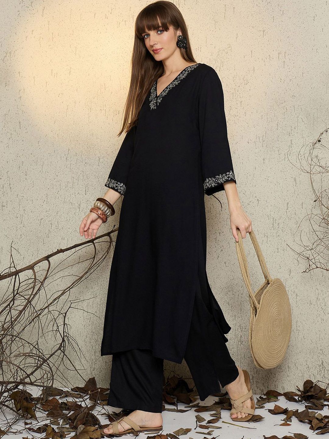 Women Ethnic Motifs Embroidered Regular Sequinned Kurta with Trousers