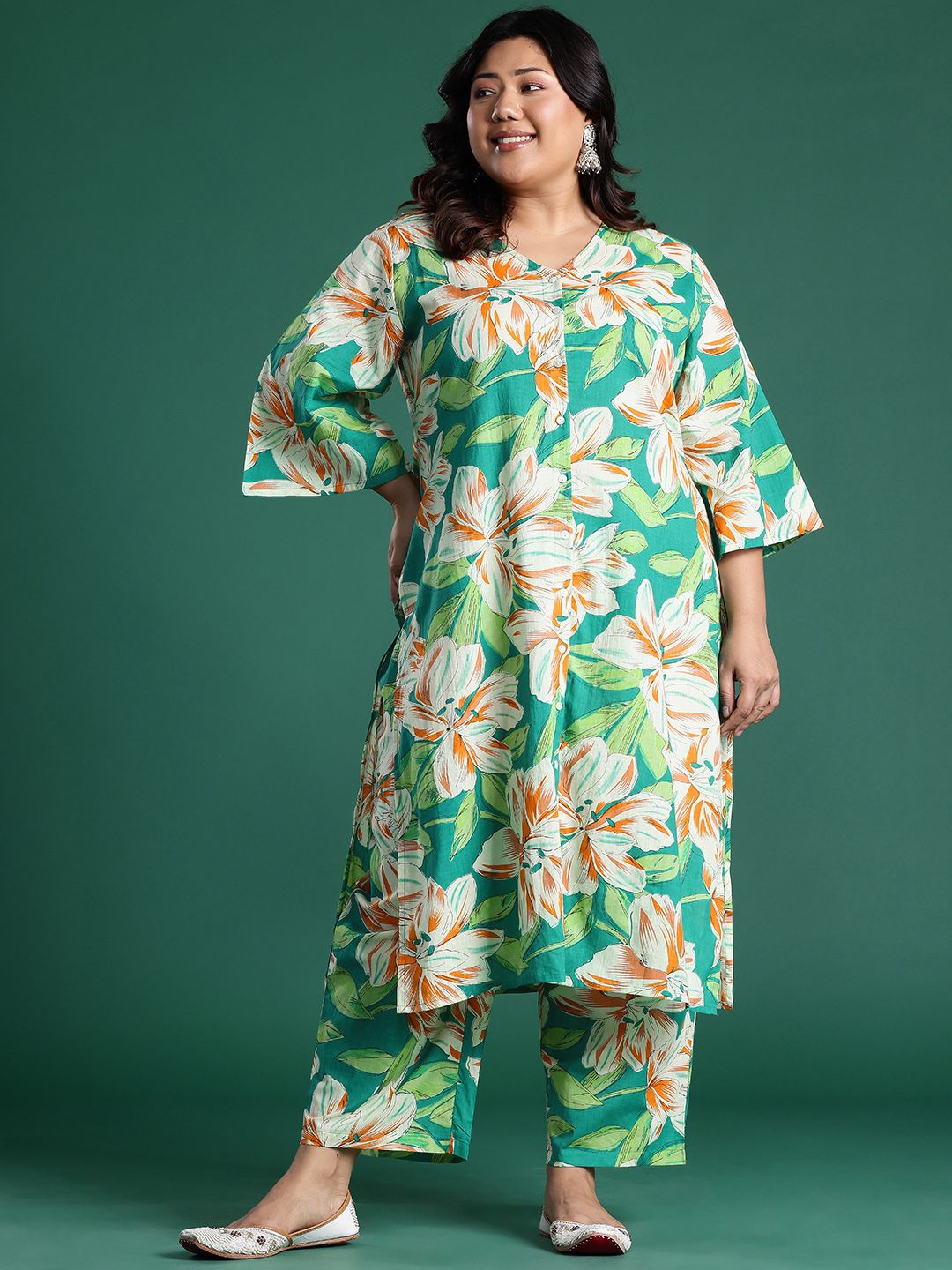 Dhiyona IE Floral Printed Round Neck Regular Pure Cotton Kurta with Trousers