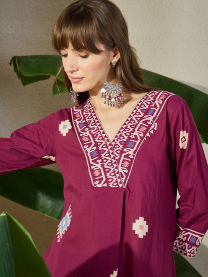 Dhiyona IE Printed Pure Cotton V-Neck Top With Trousers